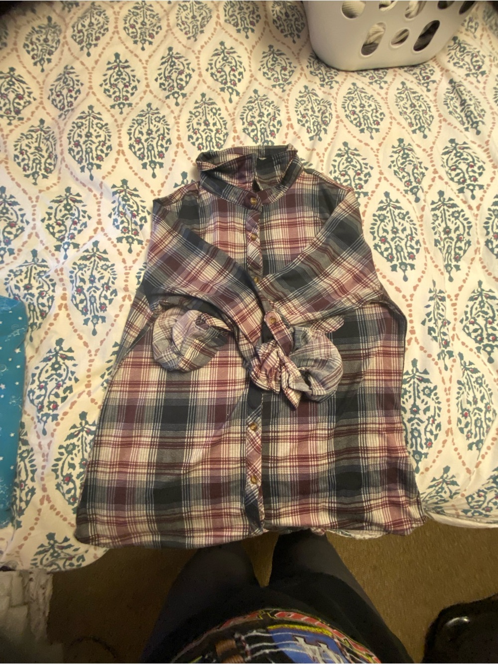 Women's Plaid Button-Down Shirt - Burgundy & Navy